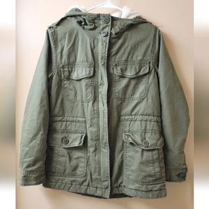 American Eagle Women's Size Small Military Green Sherpa Lined Jacket